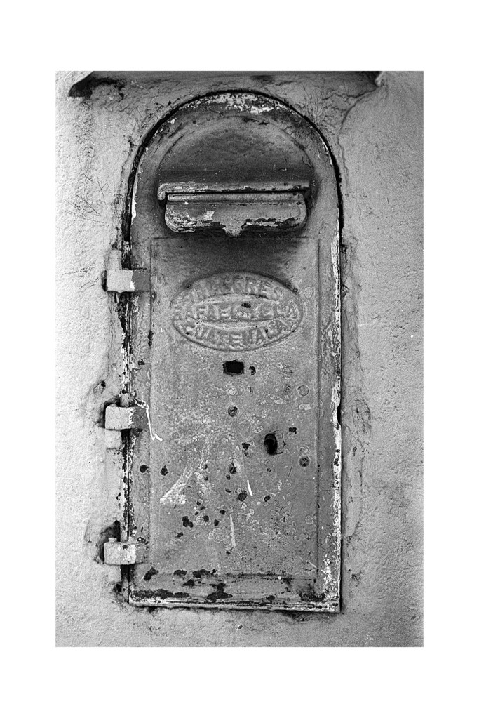 buzon postal de correo guatemala